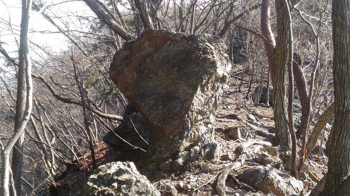ホタテ岩